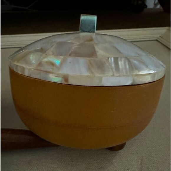 Vintage inlaid mother of pearl tiles dome lid with a wooden bowl base. - Picture 1 of 7